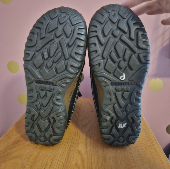 Merrell Black Boots - Picture 6 of 9